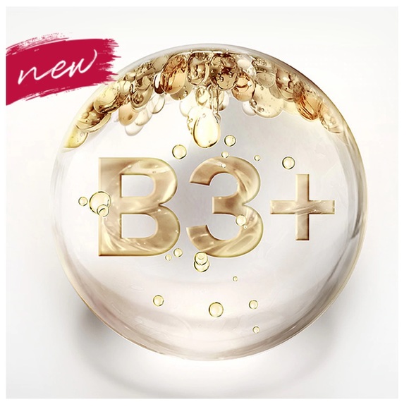 OLAY REGENERIST MAX
TONE SERUM WITH VITAMIN C - Picture 3 of 5